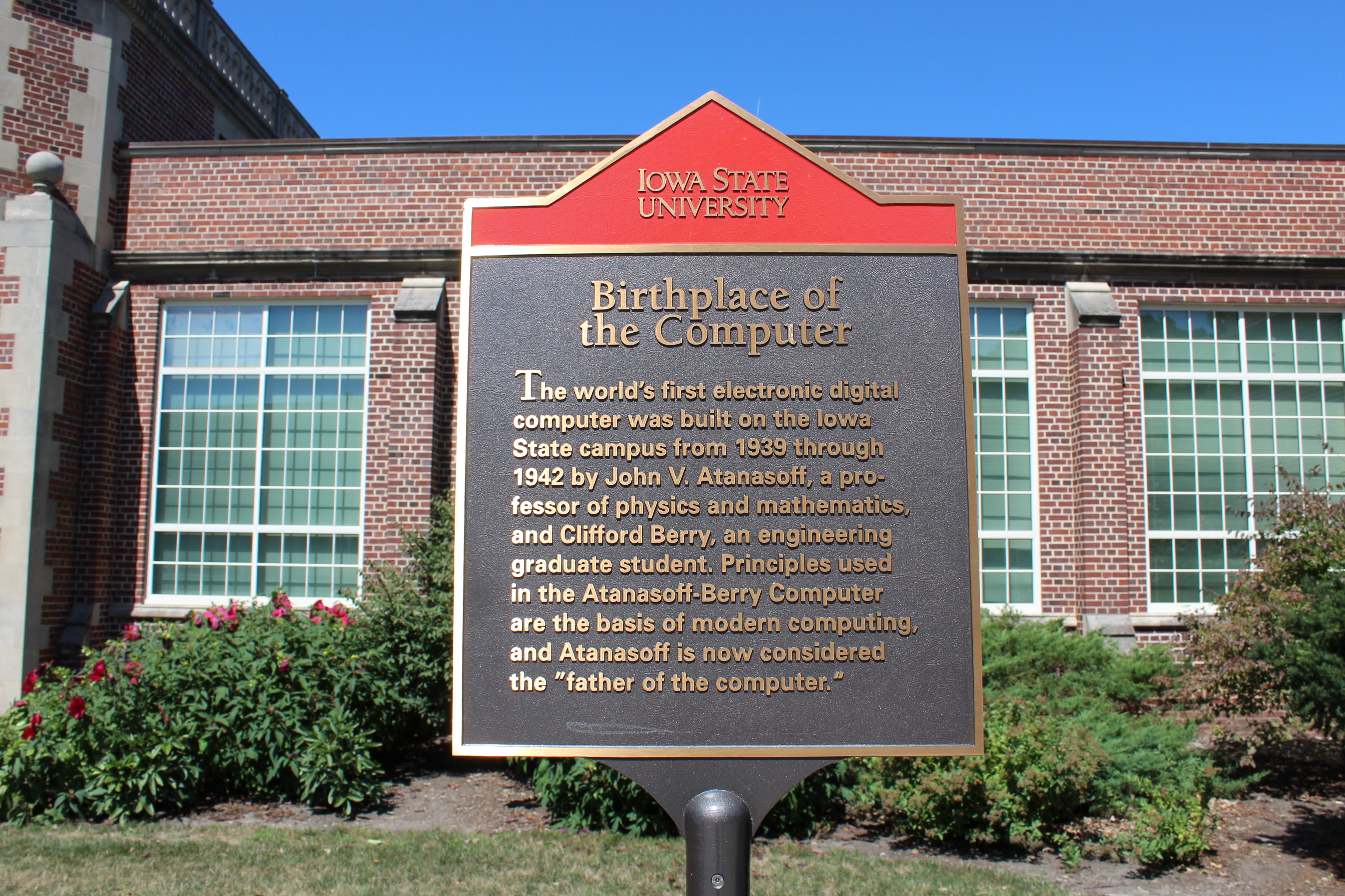 context photo